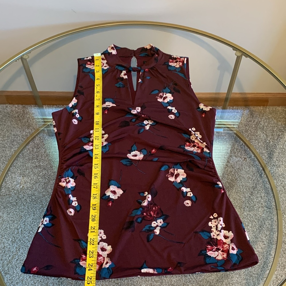 White House Black Market Sleeveless Floral Top Size S - Picture 11 of 16